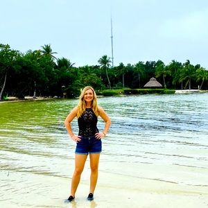 Meet your Posher, Tiffany